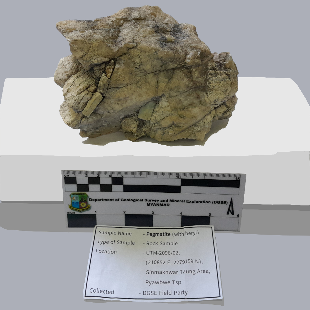 Pagmatite_MM_Rock_34_2023.jpg