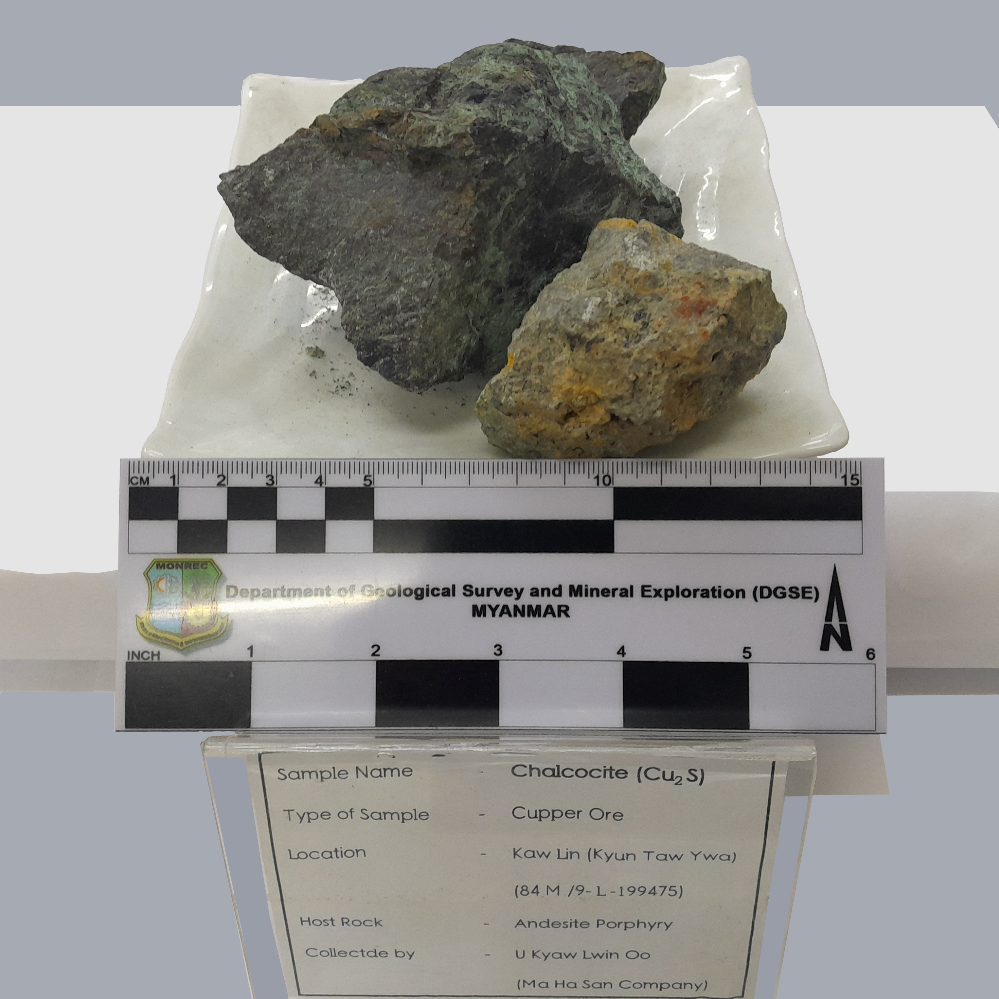 Chalcocite_MM_Ore_03_2023.jpg